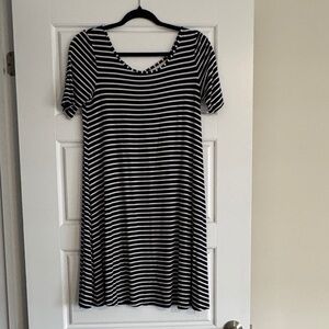 Black and White Striped Short Sleeve Tshirt Dress